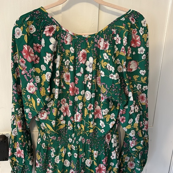 Urban outfitters long sleeve green floral tiered dress size L - Picture 3 of 4